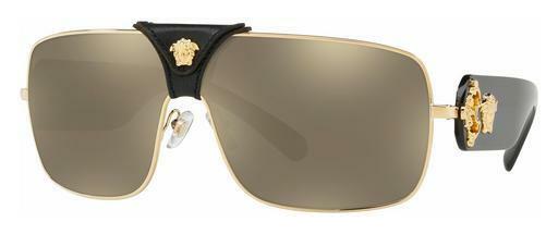 Solglasögon Versace SQUARED BAROQUE (VE2207Q 1002/5)